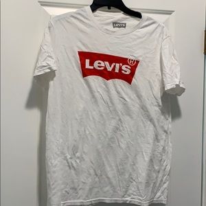 Levi’s shirt